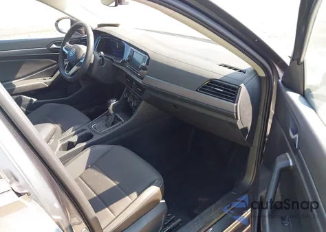 2024 Volkswagen Jetta 1.5T Se z USA, uszkodzony, nr VIN 3VW7M7BU1RM022205